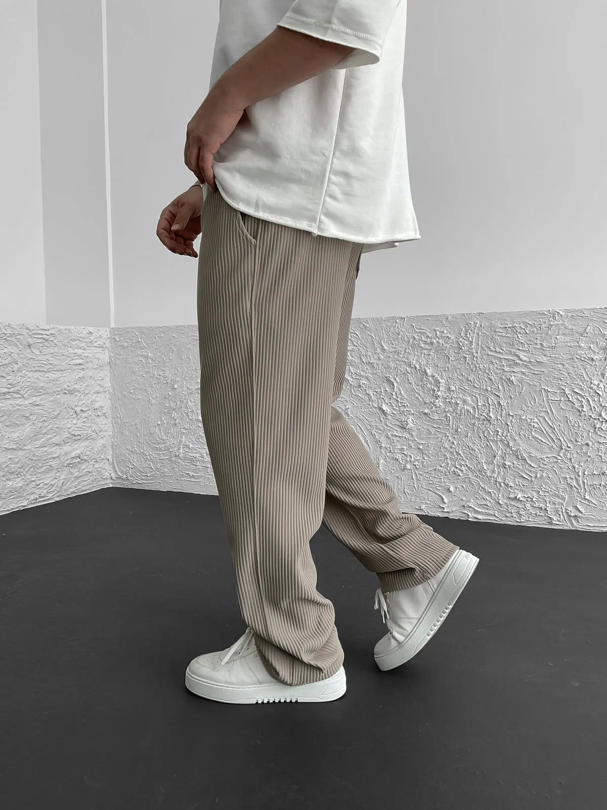 Pantalón tubo acanalado