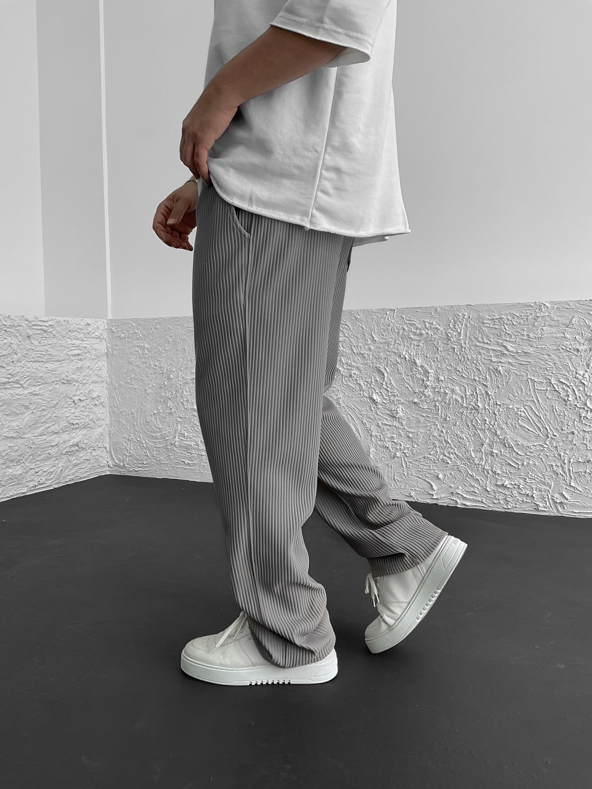 Pantalón tubo acanalado