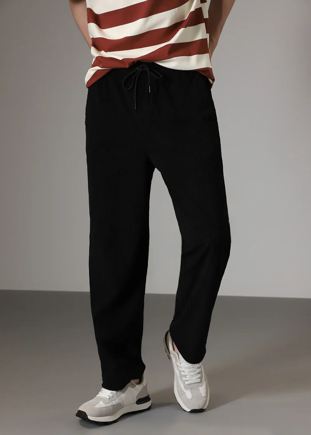 Pantalón tubo acanalado