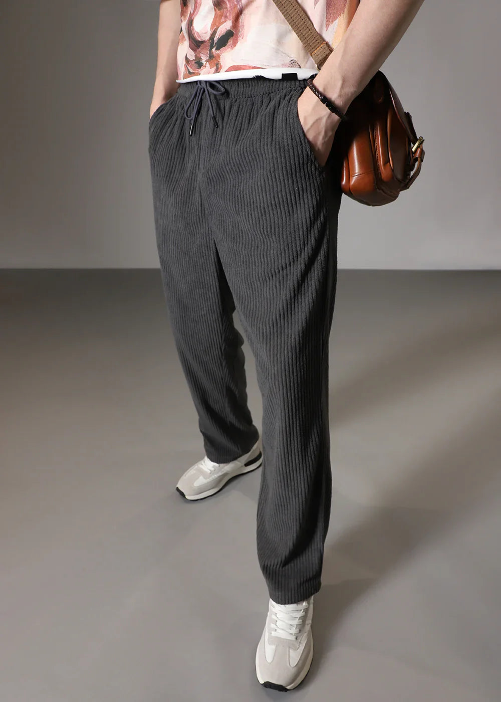 Pantalón tubo acanalado