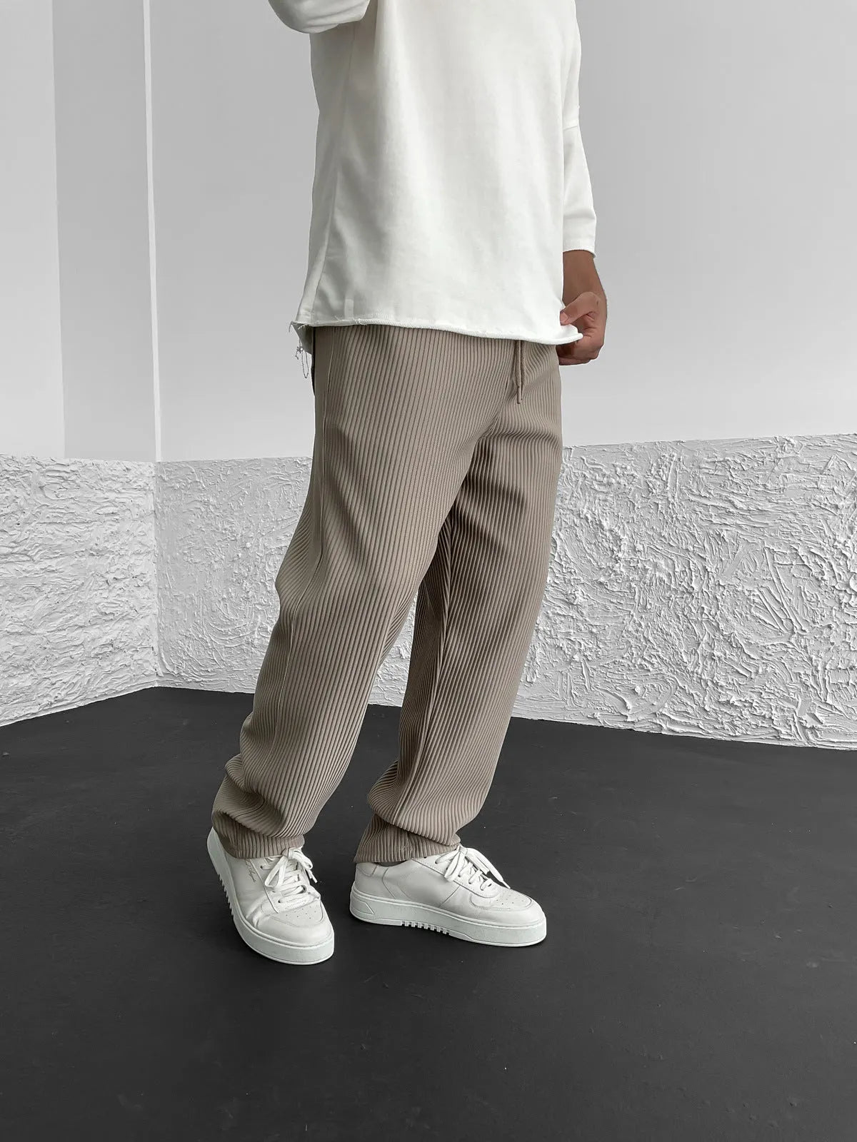 Pantalón tubo acanalado